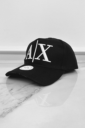 Бейсболка чёрного цвета Armani Exchange embroidered-logo   