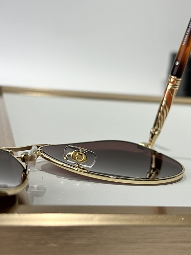 Солнцезащитные очки Montblanc   