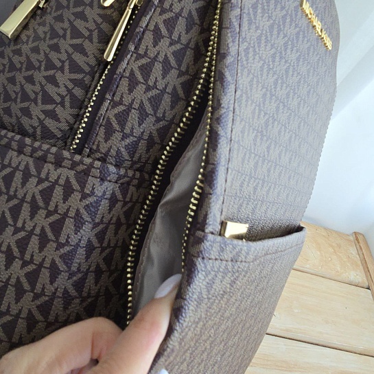 Кожаный рюкзак Michael Kors 40x28 см