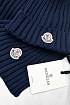 Комплект из шапки и шарфа синего цвета Moncler logo-patch