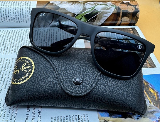Солнцезащитные очки Ray-Ban Scuderia Ferrari - Black