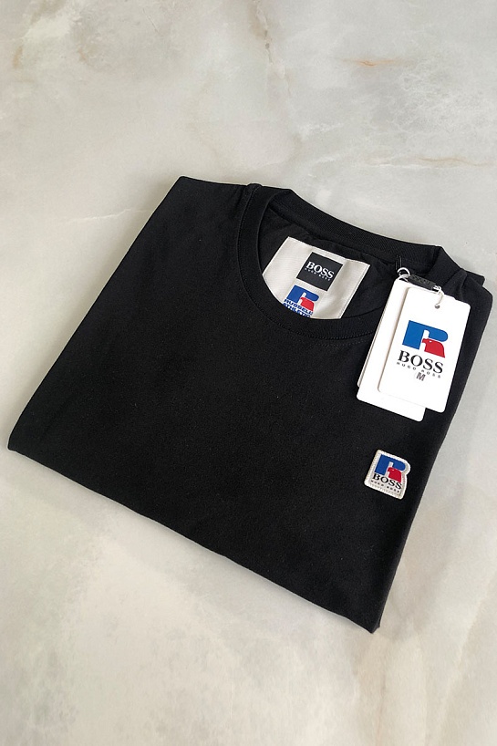 Мужская чёрная футболка Hugo Boss