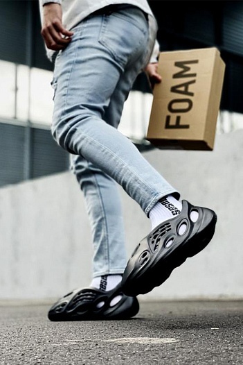 Кроссовки Adidas Yeezy Foam Runner - Black   