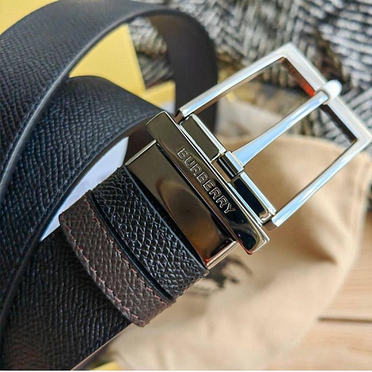 Кожаный ремень Burberry (длина 105 / 110 см)   