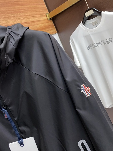 Ветровка Moncler Grenoble Day-namic premium   