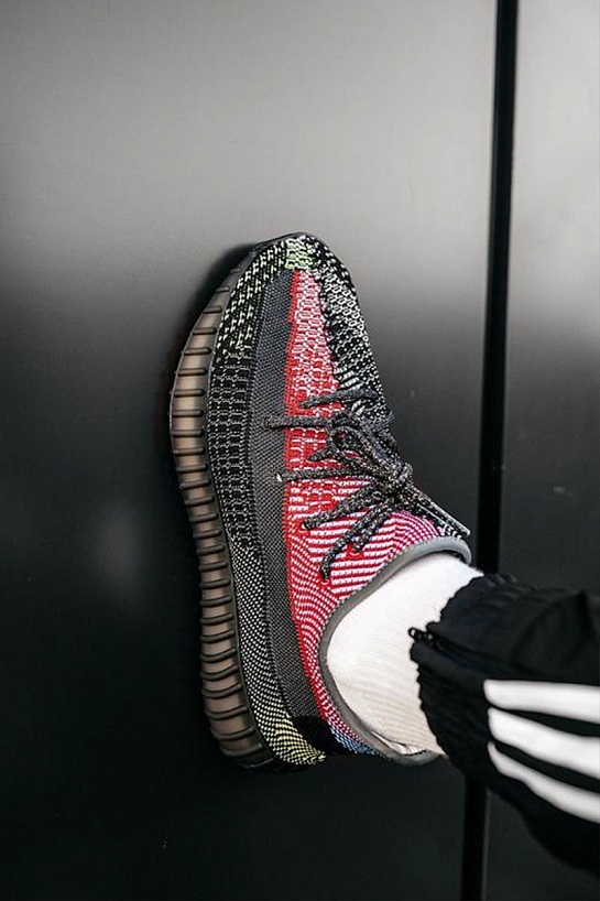 Кроссовки Adidas Yeezy Boost 350 V2 "Yecheil"