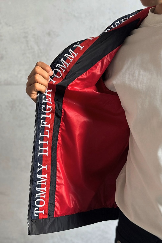 Мужская ветровка Tommy Hilfiger чёрного цвета