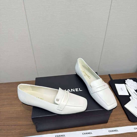 Женские кожаные лоферы Chanel premium