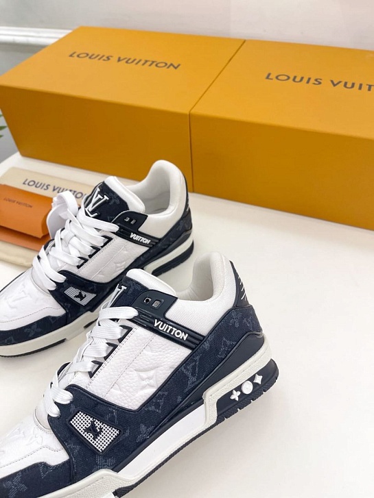Женские кожаные кроссовки Louis Vuitton Trainer Monogram - White / Blue