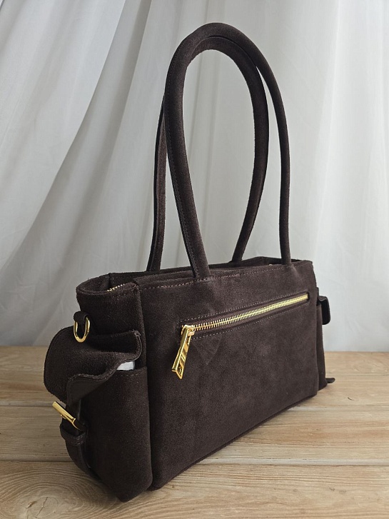 Замшевая сумка Prada 30x16 см