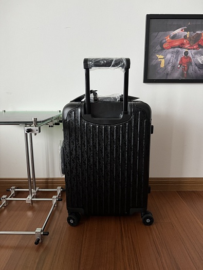 Чемодан Rimowa x Dior Aluminum S Premium 53x37x22 см   
