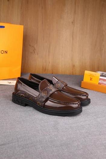 Кожаные лоферы Louis Vuitton Monogram - Brown   