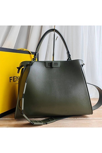 Кожаная сумка Fendi 33x22 см   
