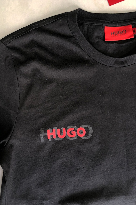 Мужская чёрная футболка Hugo Boss logo print
