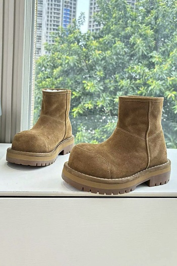 Женские замшевые ботинки с мехом Balenciaga Alaska Fur High Boot Premium - Chestnut