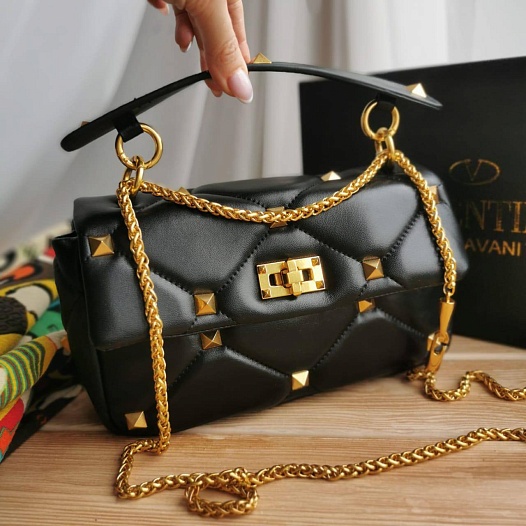 Женская сумка Valentino Roman Stud 25x14 см - Black   