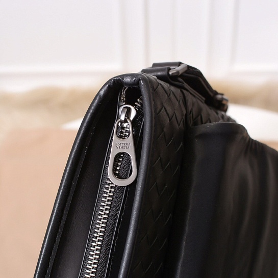 Кожаная сумка Bottega Veneta Premium 30x30x5.5 см