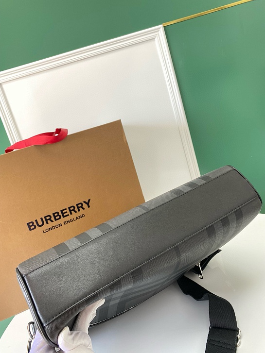 Кожаный портфель Burberry Premium 38x26x5.5 см
