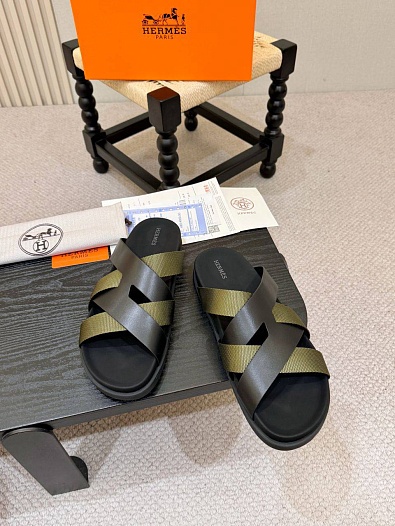 Кожаные шлёпанцы Hermes Kazimir    