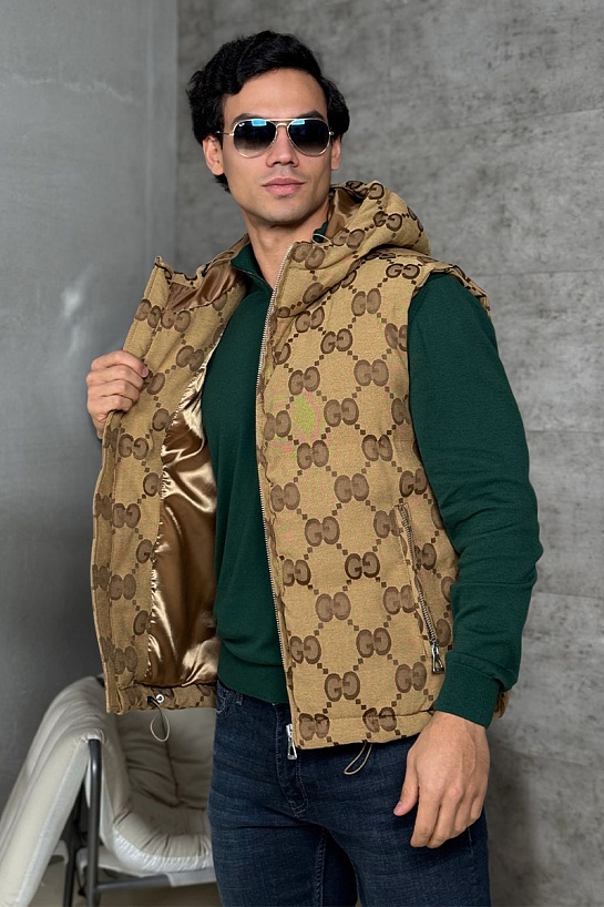 Мужской бежевый жилет Gucci GG Monogram