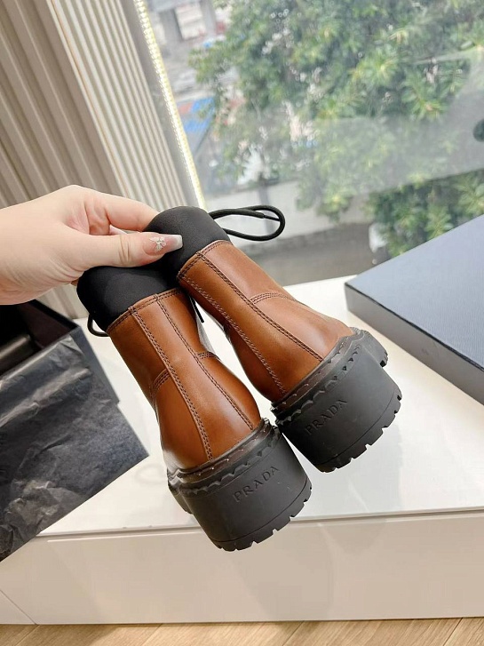 Женские коричневые ботинки Prada Premium