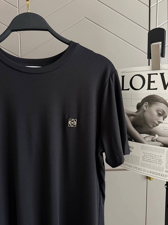 Чёрная женская футболка Loewe premium