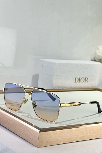 Солнцезащитные очки Dior   