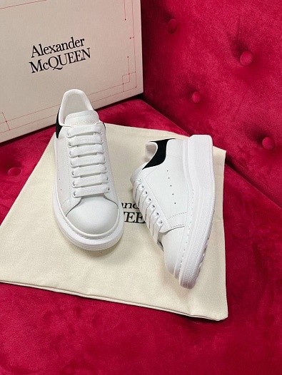 Женские кожаные кроссовки Alexander McQueen premium   