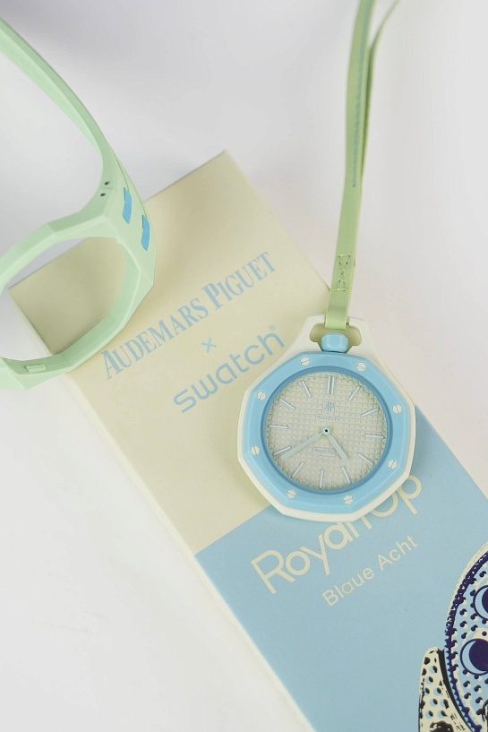 Часы Audemars Piguet x Swatch "Royal Pop" Blaue Acht premium