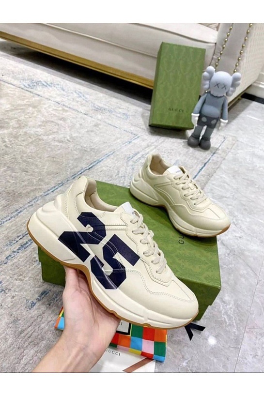 Кожаные кроссовки Gucci Rhyton "25" - Beige