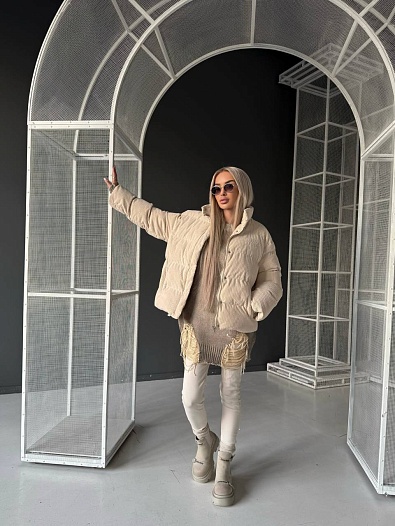 Женская бежевая вельветовая куртка MIU MIU   