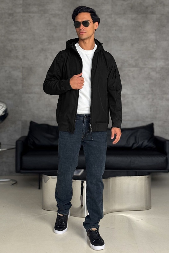 Чёрная ветровка C.P. Company Pro-Tek lens detail