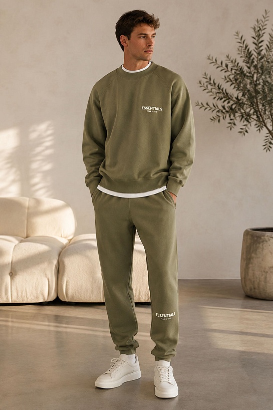 Зелёный свитшот Fear Of God Essentials Flocked Logo