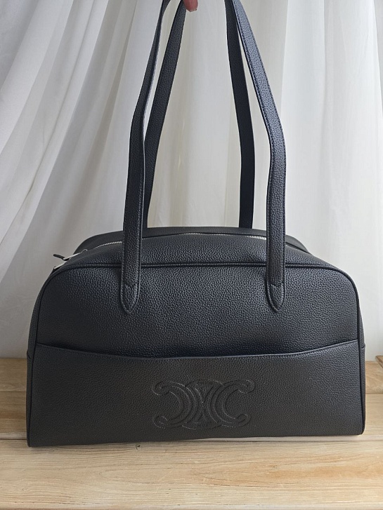 Кожаная сумка Celine Triomphe 44x26 см