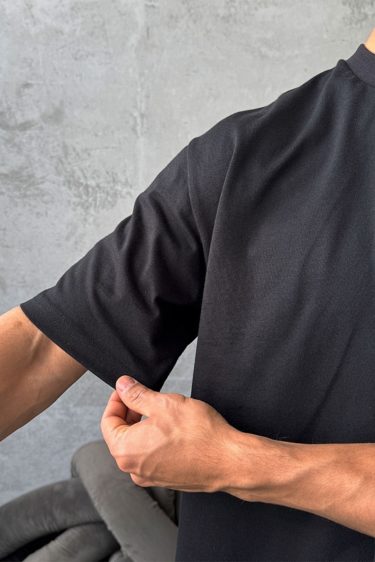 Чёрная оверсайз футболка Balenciaga Collaboration