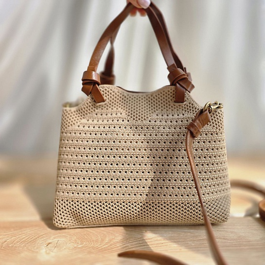 Плетёная сумка Yves Saint Laurent 21x15 см
