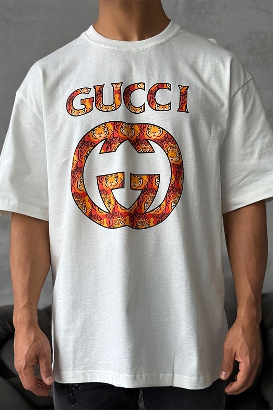 Оверсайз футболка Gucci белого цвета