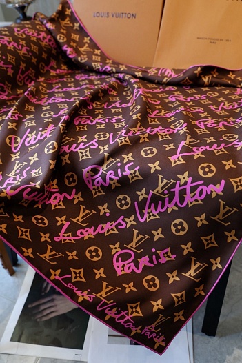Платок Louis Vuitton LV Script Square premium 89x88 см   