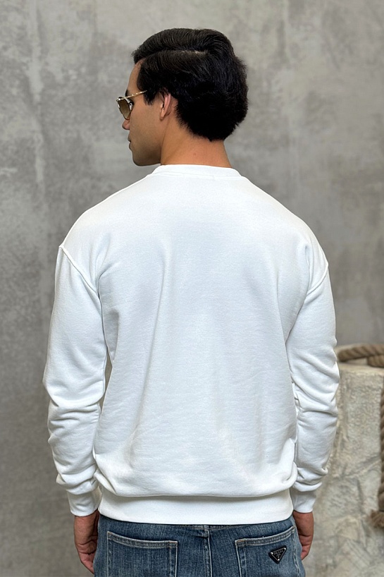 Свитшот белого цвета Calvin Klein embroidered-logo