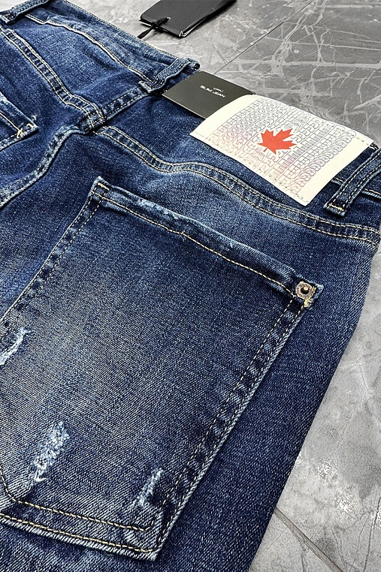 Мужские джинсовые шорты Dsquared2