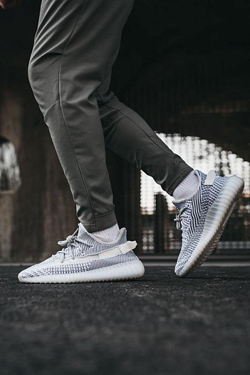 Кроссовки Adidas Yeezy Boost 350 V2 “Static” Reflective   
