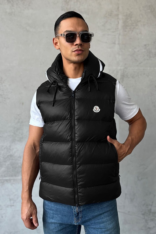 Мужской чёрный жилет Moncler Cardamine logo-patch