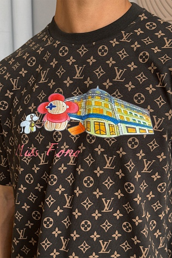 Коричневая оверсайз футболка Louis Vuitton Monogram All-over   