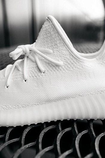 Кроссовки Adidas Yeezy Boost 350 V2 - White   