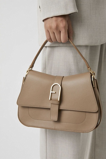 Кожаная сумка Furla Flow Mini 25x18 см   