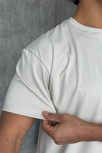 Мужская бежевая футболка Zilli   