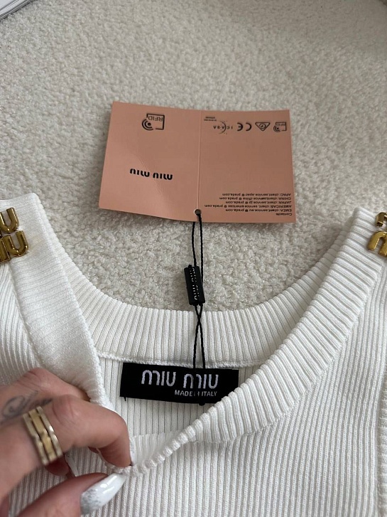 Женская майка MIU MIU белого цвета