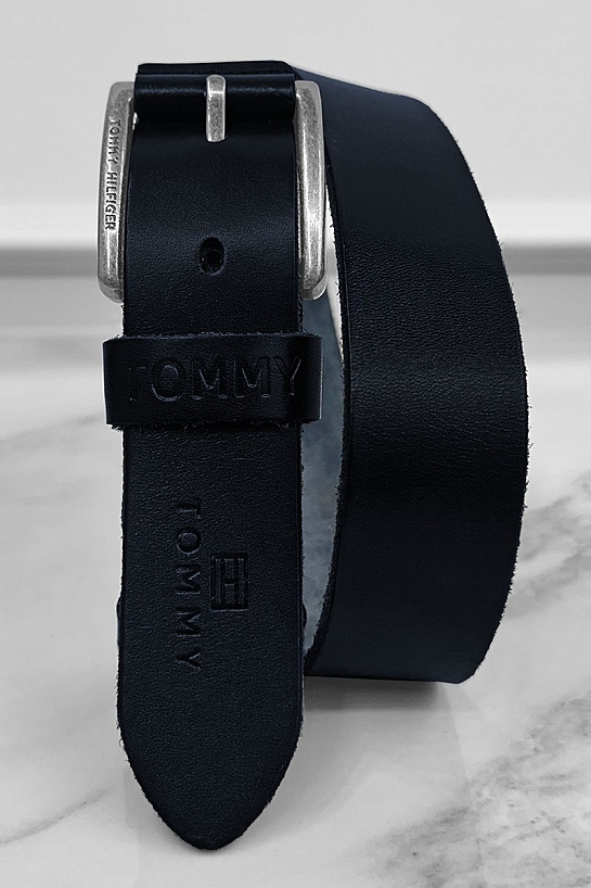 Мужской кожаный ремень Tommy Hilfiger тёмно-синего цвета