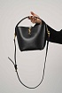 Кожаная сумка Yves  Saint Laurent Le 37 bucket bag 25x25 см