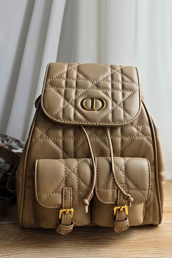 Кожаный рюкзак Dior Caro 26x25 см - Beige   